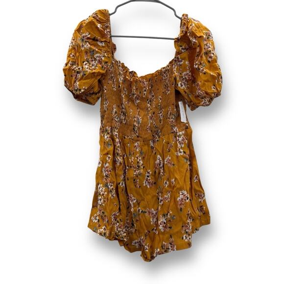 RTR Flynn‎ Skye Justine Mustard Yellow Floral Puff Sleeve Romper Sz M NEW - Picture 2 of 11